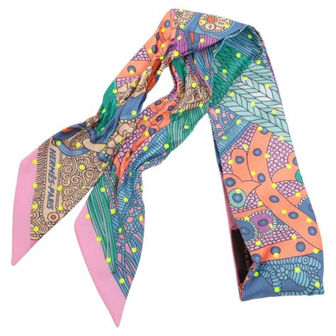 hermes selle de dignitaire twilly|Hermès Selle de Dignitaire Plumetis Silk Twilly Scarf .